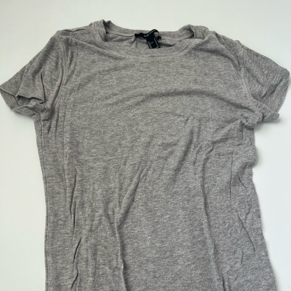 Forever 21 Grey shirt